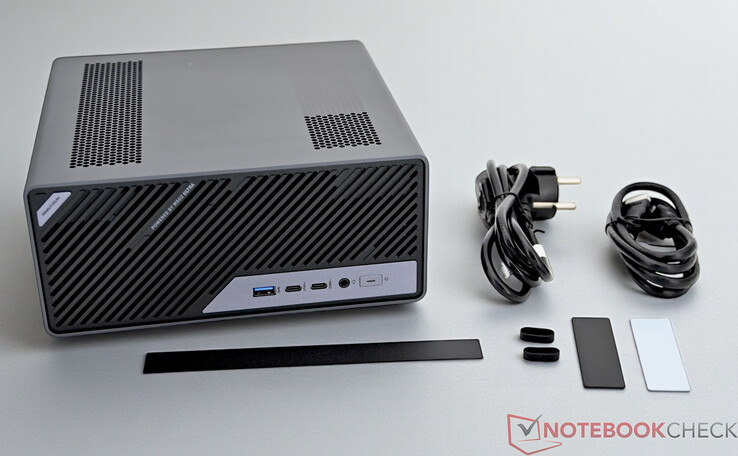 Minisforum MS-02 Ultra'nın teslimat kapsamı