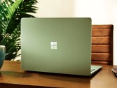 Yeni nesil Microsoft Surface Laptop'un pahalı olacağı söyleniyor.