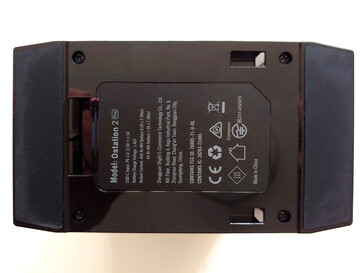 Altta. (Resim kaynağı: Notebookcheck)