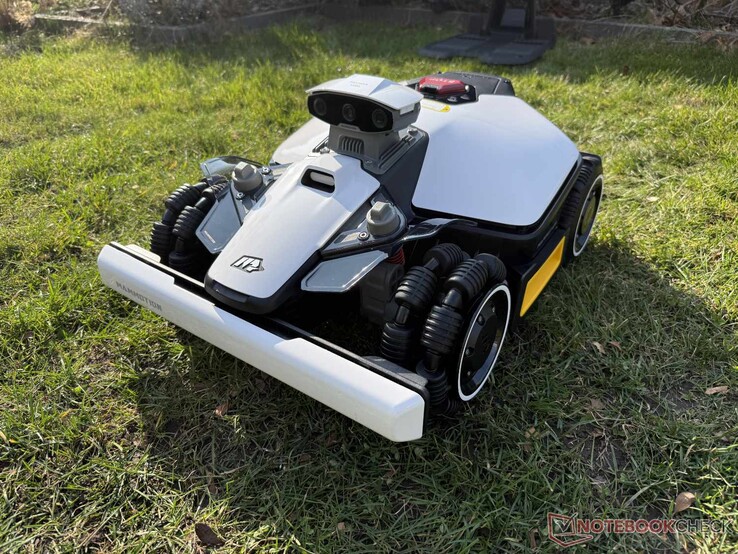 Mammotion Luba mini 2 AWD 1000 incelemesi