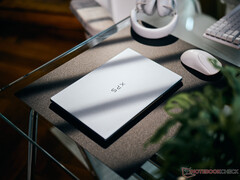 XPS 13'ün Panther Lake sürümü, burada gösterilen Sky kaplamasıyla satışta.