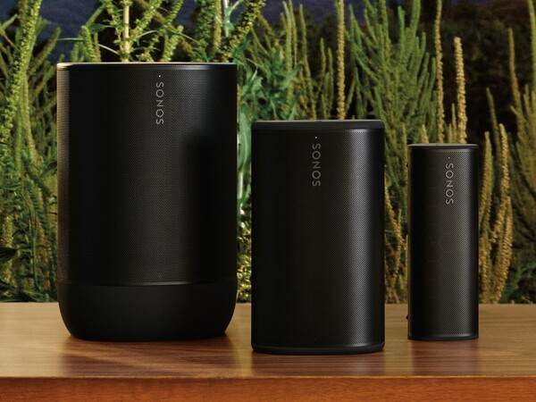 Sonos Play, Move 2'den daha küçük ancak Roam 2'den daha büyüktür.