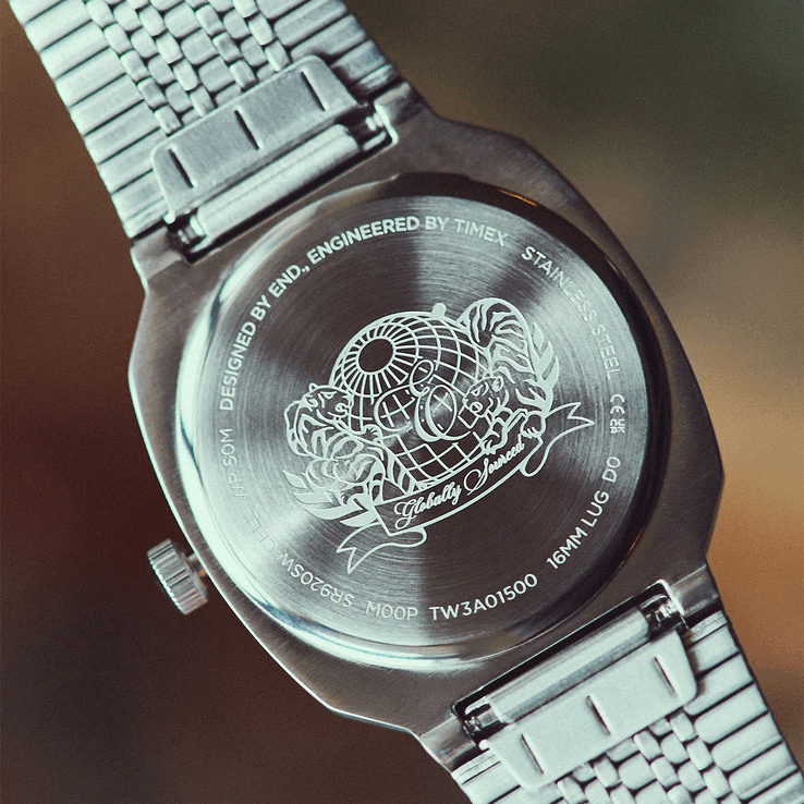 Timex END. x Timex 1981 Yeniden Üretim Modeli’nin arka yüzü.