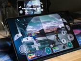 Dolphin Netplay, iki farklı Android cihazda Star Fox: Assault oyununu çalıştırıyor.