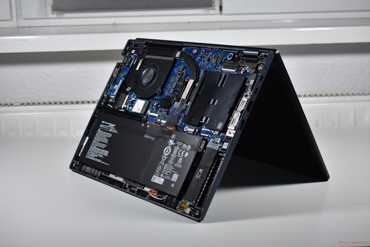 Acer TravelMate P4: İç Özellikler