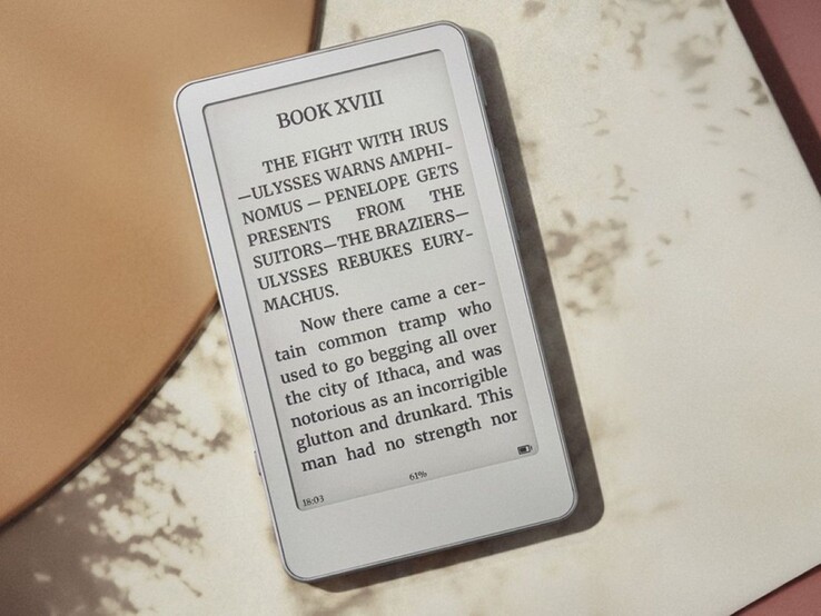 Boox Picco, güneş ışığı altında yüksek okunabilirlik sunan bir ePaper ekran kullanır.