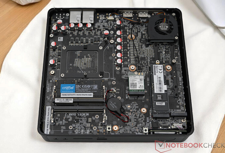 Zotac Zbox Magnus EN374070 alt plakasız