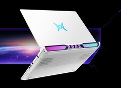 Honor Win H9'un arka tarafında dört küçük fan bulunmaktadır.