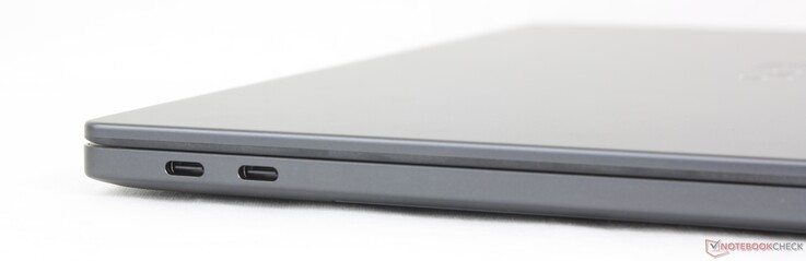 Sol: 2x USB-C Thunderbolt 4 w/ DisplayPort 2.1 + Güç Dağıtımı