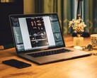 MacBook Ultra'nın dokunmatik ekrana sahip ilk Mac olduğu söyleniyor.
