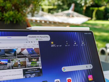 M-Pencil Pro, tabletin üst kenarına sağlam bir şekilde takılır...