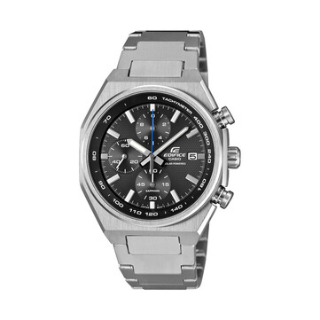 Paslanmaz çelik kasa ve bileziğe sahip Casio Edifice EFSS660D-1A kronograf; siyah dokulu kadran, mavi merkezi saniye ibresi, üç alt kadran ve takimetre ölçeği.