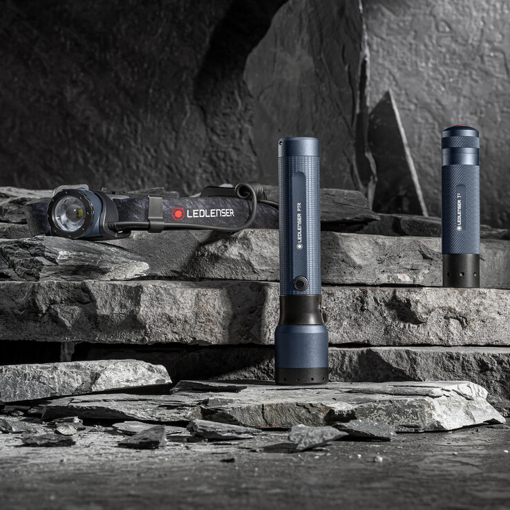 25'inci Yıl Dönümü Serisinden yeni el fenerleri