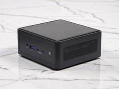 ASRock NUC ve NUCS Ultra 300 Box serisi mini bilgisayarlar 128 GB'a kadar DDR5 bellek ile donatılabilir.