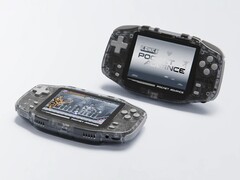 Konkr Pocket Advance Onyx Ice Limited Edition, diğer renklerden daha pahalıdır.