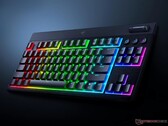 Razer BlackWidow V4 TKL düşük profilli klavye açılı olarak gösteriliyor (Görsel kaynağı: Razer PR)