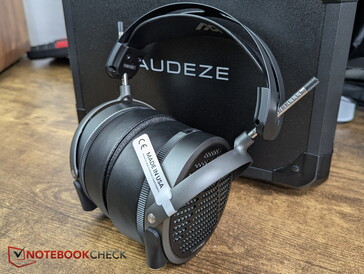 Audeze MM-520 ile karşılaştırıldığında