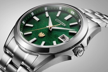 Citizen-AQ4093-56W yan açıdan yakın çekim