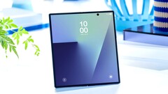 Sızan bir deneme videosunda, Samsung Galaxy Z Fold 7’nin halefi neredeyse hiç kat izi taşımıyor gibi görünüyor.