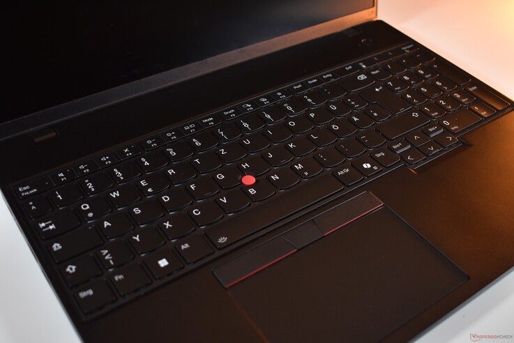 Lenovo ThinkPad L16 Gen 2 AMD: Giriş aygıtları