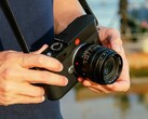 Leica Summicron-M 66 mm f/2, en nadir Leica lenslerinden birinin yeniden üretilmiş versiyonudur.
