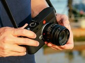 Leica Summicron-M 66 mm f/2, en nadir Leica lenslerinden birinin yeniden üretilmiş versiyonudur.