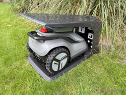 TerraMow V1000 garajında