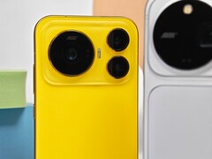 Honor Magic9 (resimde görülen), kompakt bir gövdede 200 MP ana kamera ve 200 MP telefoto kamera barındırıyor.