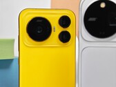 Honor Magic9 (resimde görülen), kompakt bir gövdede 200 MP ana kamera ve 200 MP telefoto kamera barındırıyor.