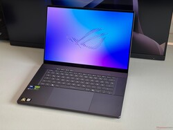 %90,4 inceleme puanı: Asus ROG Zephyrus G16 GU606AW