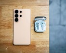 Burada resmedilen Samsung Galaxy S26 Ultra'nın halefi yeni bir kamera modülüne sahip olacak.
