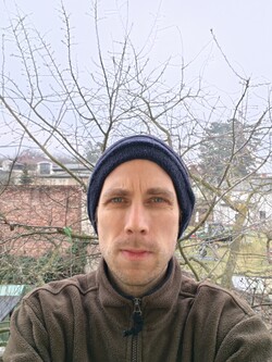 Piksel binning kullanan 50 MP kamera ile selfie