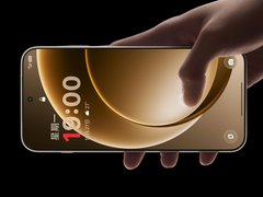 OnePlus 15'in ekranı.