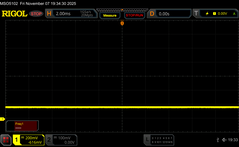 PWM yok (4/10 parlaklık)