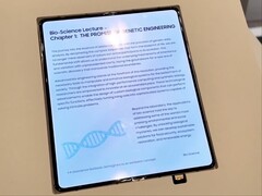 Samsung'un yaklaşan Galaxy Z Fold 8 için kırışıksız katlanabilir ekran iddiası. 