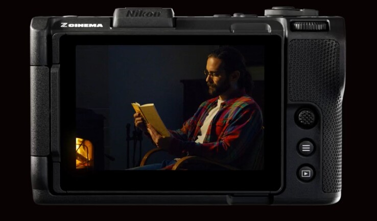 Büyük ekranlı Nikon ZR'nin arka yüzü