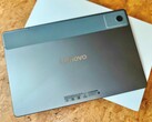 Lenovo Tab K12, başka bir Lenovo tablete çok benziyor, ancak yine de ilginç olmak için yeterince kendine has özellikler sunuyor