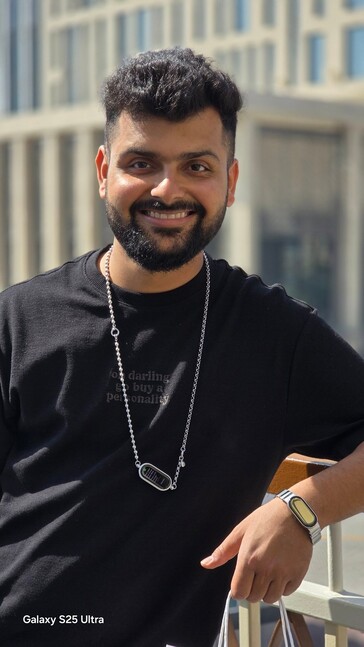 S25 Ultra ile çekilen portre fotoğrafı.