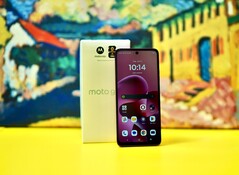 Motorola Mogo G37'nin ekranı tam olarak en iyisi sayılmaz.
