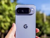 LED el feneri görünüşe göre Google Pixel 10 Pro'da aşırı ısınabiliyor.