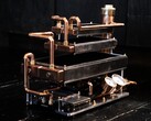 Bakır borular ve basınç göstergeleri Billet Labs'in bilgisayarına steampunk bir görünüm kazandırıyor.