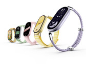 Smart Band 11, dört farklı versiyonda mevcuttur. Resimde: farklı renk seçenekleri ve kayışlarla birlikte giyilebilir cihaz.