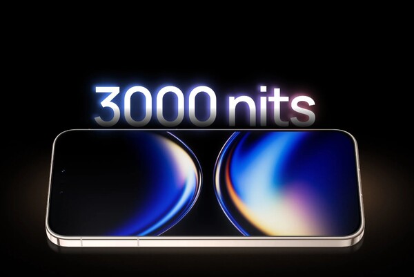 Huawei Mate 80 Pro, 120Hz yenileme hızına ve 3000 nit tepe parlaklığına sahip bir LTPO ekrana sahiptir.