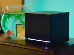 Reddit kullanıcıları, Steam Machine için geleneksel bir oturma odası konsolunun kullanım alanlarının ötesine geçen pek çok kullanım alanı bulmuşlardır.