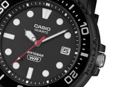 Resimde görülen, tamamen siyah renkli Casio MRW-240H-1E1JF.