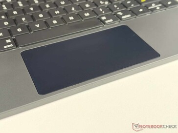 Trackpad çoklu dokunma hareketlerini destekler