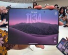 Apple'ın ilk katlanabilir telefonu olan iPhone Duo, yıllarca süren bekleyişin ardından nihayet piyasaya çıktı.