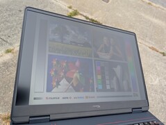 Parlak bulutlu havada açık havada
