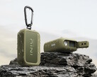 INIU Outdoor Rugged 10000 taşınabilir şarj cihazı, beyaz/kırmızı ışıklı dahili el feneri, tripod yuvası ve klips ile birlikte gelir.