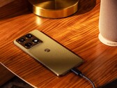 Motorola'nın alışveriş uygulamalarına ortaklık kodları yerleştirdiği iddia ediliyor.